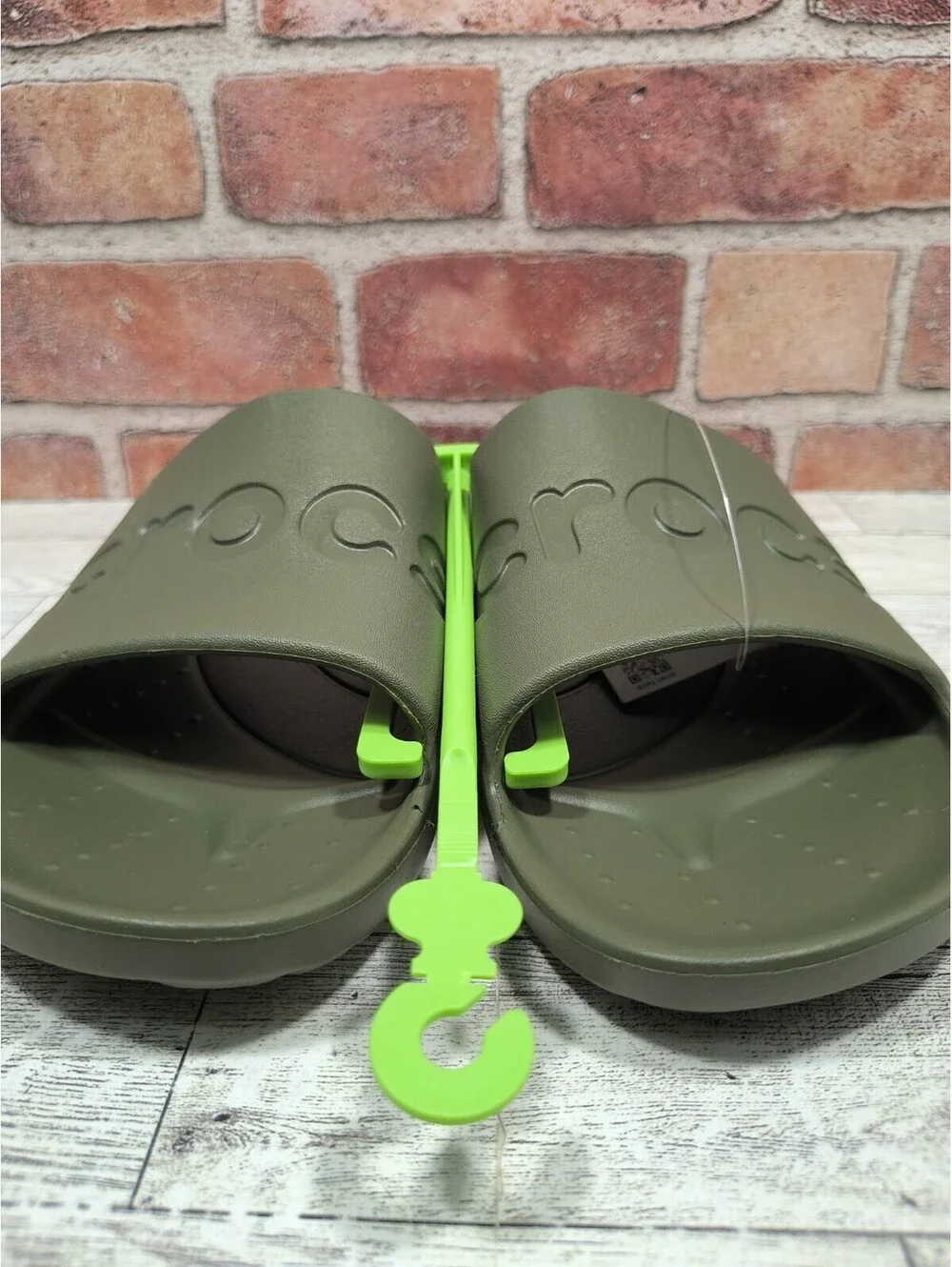 Crocs Essentials Slide Men's Size 11 Army Green Slip On Comfort 210088-309 NWT